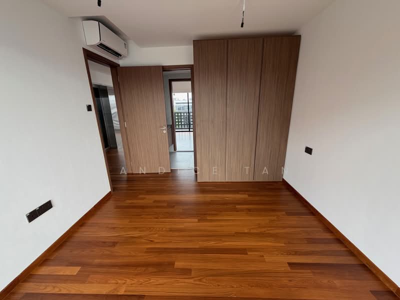 Serangoon Garden Estate - Brockhampton Drive, Brockhampton / Bodmin / Blanford/ Burgley, 6 Bedrooms, 7,460 sqft, Semi-Detached House For Sale, by Candice Tan, 500206825 - Bedroom - PropertyGuru.com.sg