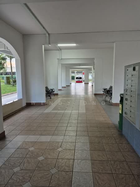 519 Bedok North Avenue 1, 519 Bedok North Avenue 1, Room Rental, 180 sqft, HDB Flat For Rent, by Wendy Ong, 500206826 - Corridor - PropertyGuru.com.sg