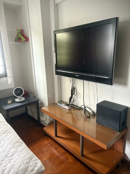 182 Stirling Road, 182 Stirling Road, Room Rental, 200 sqft, HDB Flat For Rent, by Roger TTK, 500206845 - Bedroom - PropertyGuru.com.sg