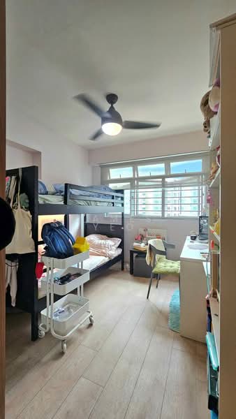 512C Yishun Street 51, 512C Yishun Street 51, 3 Bedrooms, 1,216 sqft, HDB Flat For Sale, by James Yeo, 500206846 - Bedroom - PropertyGuru.com.sg