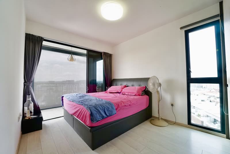 Westwood Residences EC, 190 Westwood Avenue, 4 Bedrooms, 1,238 sqft, Condominium For Sale, by Eugene Tay, 500206851 - Bedroom - PropertyGuru.com.sg