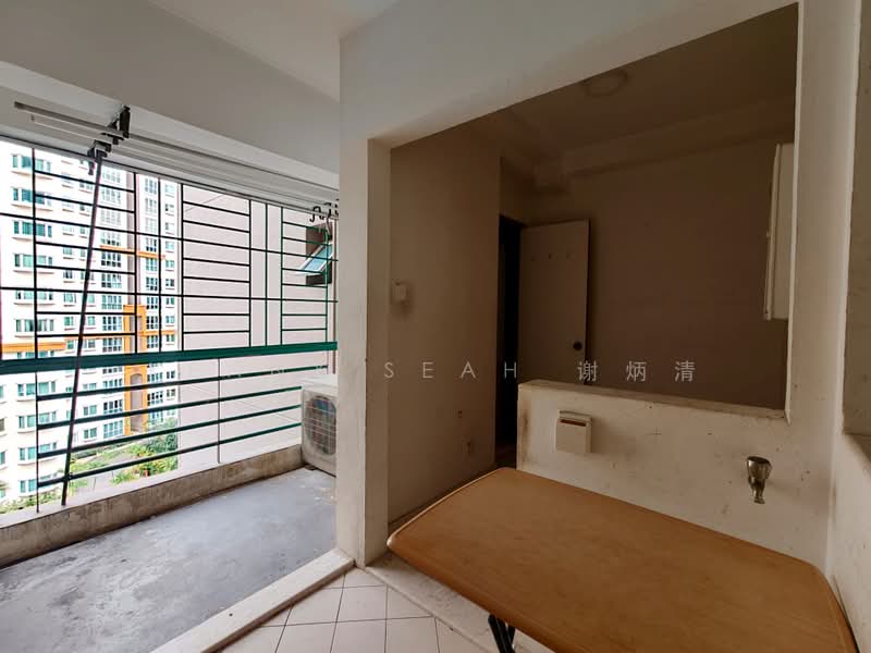 Evergreen Park, 31 Hougang Avenue 7, 3 Bedrooms, 1,173 sqft, Condominium For Sale, by Kenny Seah 谢炳清, 500206871 - Balcony - PropertyGuru.com.sg
