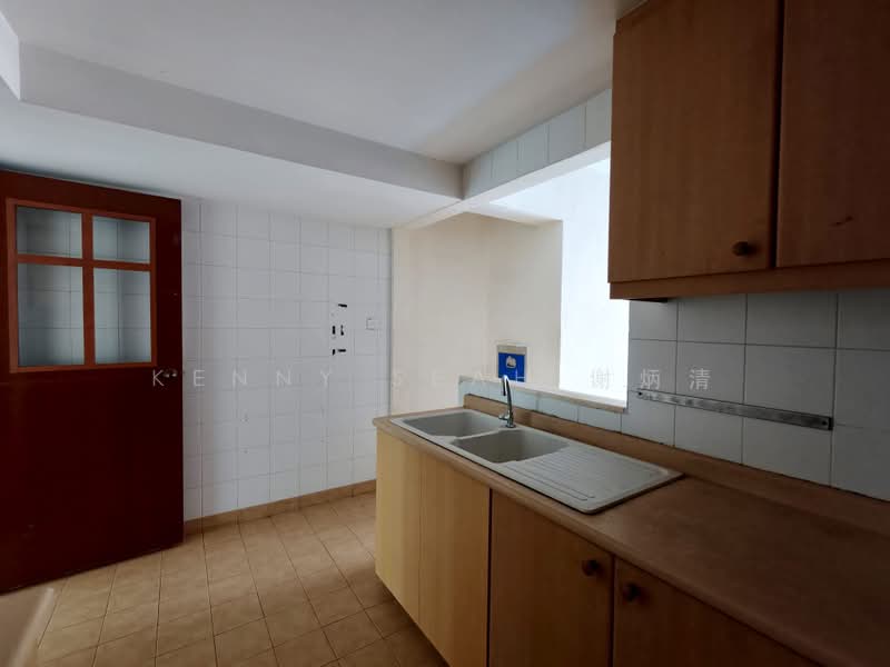Evergreen Park, 31 Hougang Avenue 7, 3 Bedrooms, 1,173 sqft, Condominium For Sale, by Kenny Seah 谢炳清, 500206871 - Kitchen - PropertyGuru.com.sg