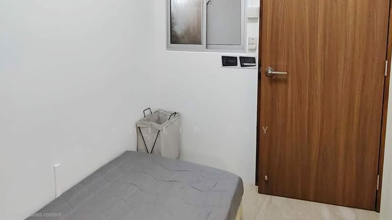 The Madeira, 50 Bukit Batok Street 31, Room Rental, 100 sqft, Condominium For Rent, by Philip Tay, 500206879 - Bedroom - PropertyGuru.com.sg