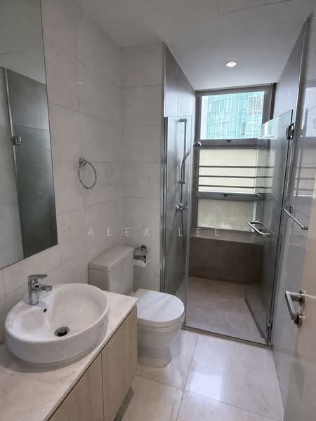 Cairnhill Residences, 31 Cairnhill Circle, 3 Bedrooms, 1,173 sqft, Apartment For Rent, by Alex Lee, 500206887 - Common Bathroom - PropertyGuru.com.sg