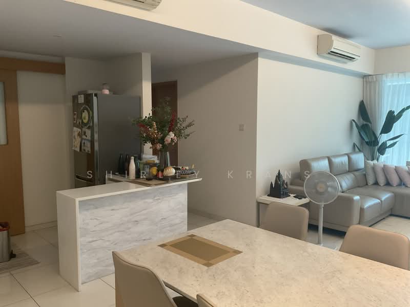 The Stellar, 6 West Coast Road, 3 Bedrooms, 1,206 sqft, Condominium For Sale, by Shirley Krans, 500206888 - Kitchen - PropertyGuru.com.sg