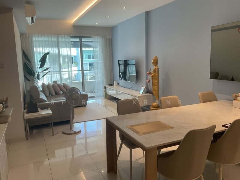 The Stellar, 6 West Coast Road, 3 Bedrooms, 1,206 sqft, Condominium For Sale, by Shirley Krans, 500206888 - Living Room - PropertyGuru.com.sg