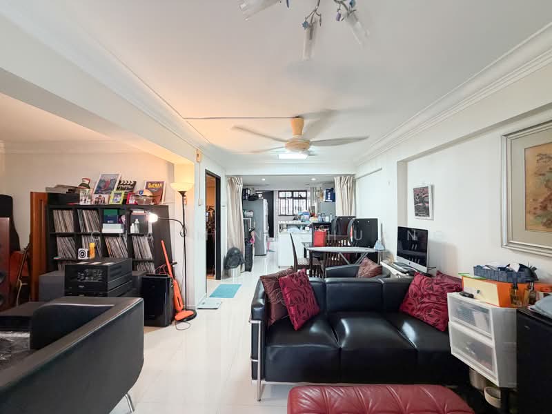 20 Lorong 7 Toa Payoh, 20 Lorong 7 Toa Payoh, 2 Bedrooms, 721 sqft, HDB Flat For Sale, by Charman Chuang, 500206901 - Living Room - PropertyGuru.com.sg
