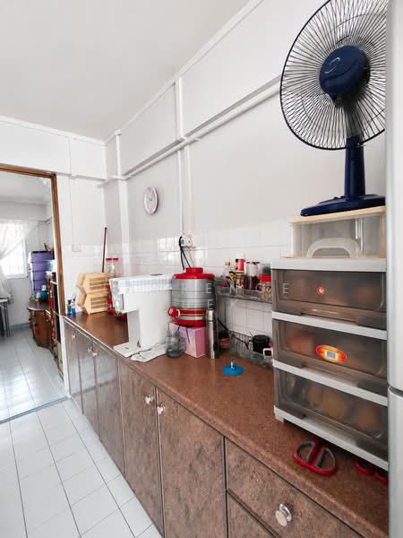 436 Woodlands Street 41, 436 Woodlands Street 41, Room Rental, 150 sqft, HDB Flat For Rent, by Lawrence Quek, 500206902 - Kitchen - PropertyGuru.com.sg