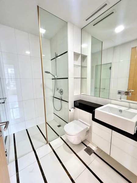 The Vermont On Cairnhill, 12A Cairnhill Rise, 5 Bedrooms, 4,435 sqft, Apartment For Sale, by Ryan Ong 王伟信, 500206905 - Bathroom - PropertyGuru.com.sg
