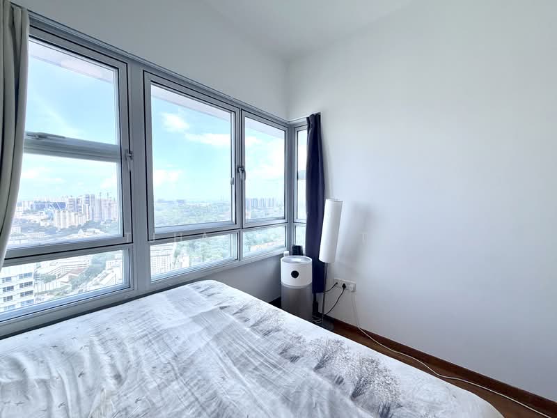53 Commonwealth Drive, 53 Commonwealth Drive, 3 Bedrooms, 1,033 sqft, HDB Flat For Sale, by TJHAI C. (TJ), 500206911 - Master Bedroom - PropertyGuru.com.sg