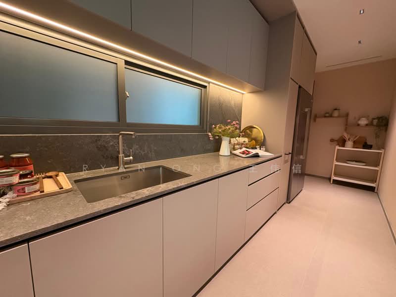 Amber House, 30 Amber Gardens, 3 Bedrooms, 1,216 sqft, Apartment For Sale, by Ryan Ong 王伟信, 500206916 - Kitchen - PropertyGuru.com.sg