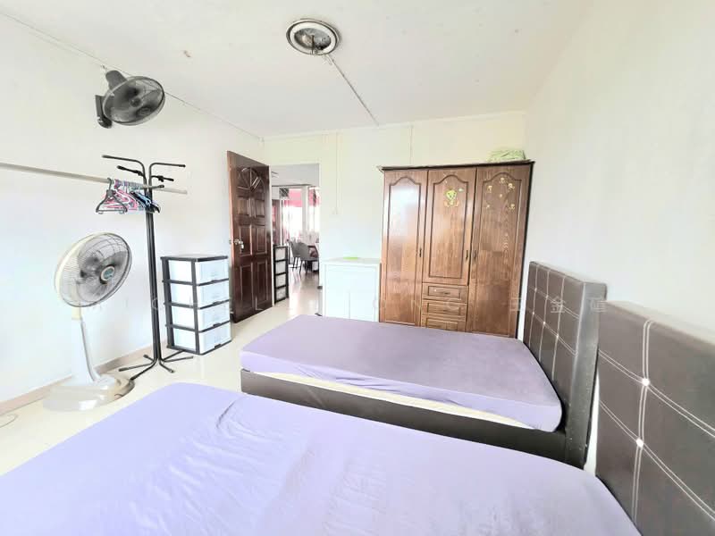 776 Yishun Avenue 2, 776 Yishun Avenue 2, Room Rental, 120 sqft, HDB Flat For Rent, by Michelle Ong 王金碹, 500206918 - Bedroom - PropertyGuru.com.sg