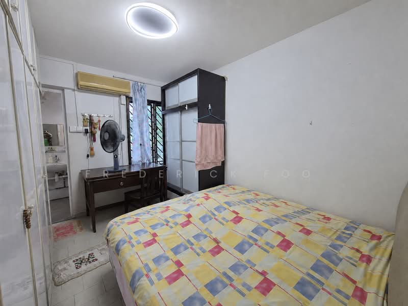 703 Bedok Reservoir Road, 703 Bedok Reservoir Road, 2 Bedrooms, 732 sqft, HDB Flat For Sale, by Frederick Foo, 500206919 - Bedroom - PropertyGuru.com.sg