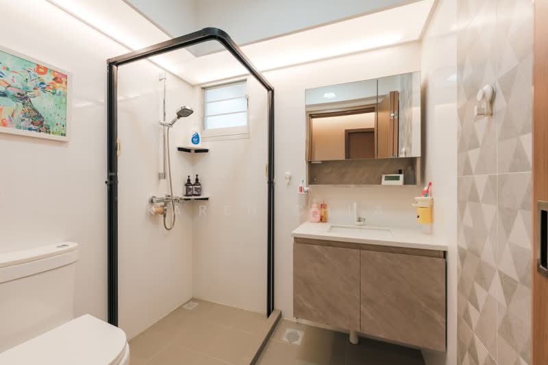 152C Bedok South Road, 152C Bedok South Road, 3 Bedrooms, 1,216 sqft, HDB Flat For Sale, by Karen Chua, 500206920 - Bathroom - PropertyGuru.com.sg