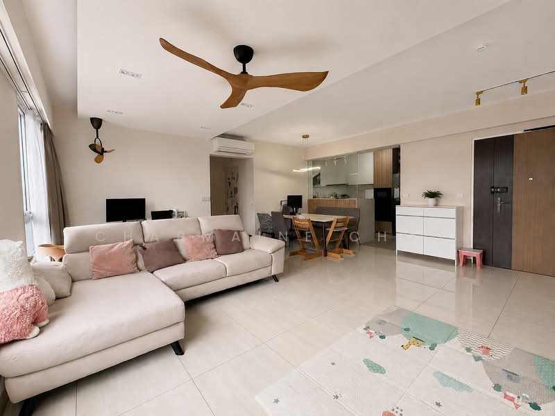109D Canberra Walk, 109D Canberra Walk, 3 Bedrooms, 1,227 sqft, HDB Flat For Sale, by Charmaine Choo, 500206926 - Living Room - PropertyGuru.com.sg