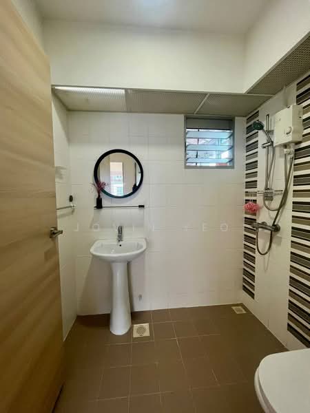 504B Yishun Street 51, 504B Yishun Street 51, Room Rental, 100 sqft, HDB Flat For Rent, by Jovin Yeo, 500206930 - Bathroom - PropertyGuru.com.sg