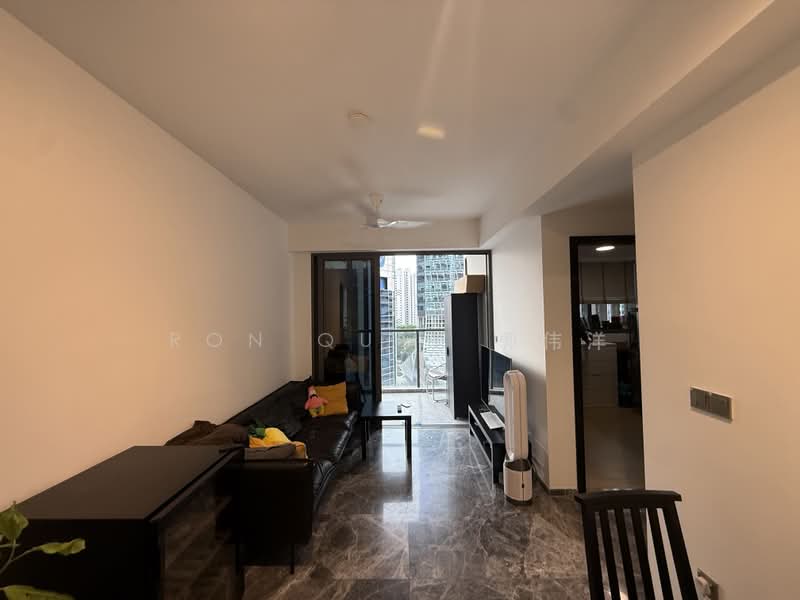 One Bernam, 1 Bernam Street, 2 Bedrooms, 732 sqft, Condominium For Sale, by Ron Quek 郭伟洋, 500206931 - Living Room - PropertyGuru.com.sg
