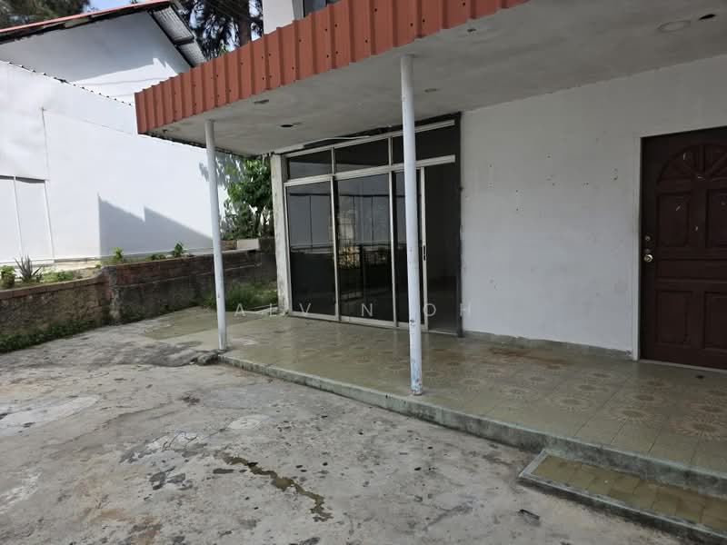 ⭐⭐LANDED 7772 Present 2 Storey Corner At Limbok Terrace, Nanyang park, 4 Bedrooms, 2,200 sqft, Corner Terrace For Sale, by Alvin Oh, 500206932 - Exterior - PropertyGuru.com.sg