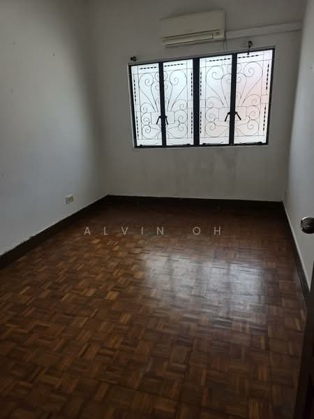 ⭐⭐LANDED 7772 Present 2 Storey Corner At Limbok Terrace, Nanyang park, 4 Bedrooms, 2,200 sqft, Corner Terrace For Sale, by Alvin Oh, 500206932 - Interior - PropertyGuru.com.sg