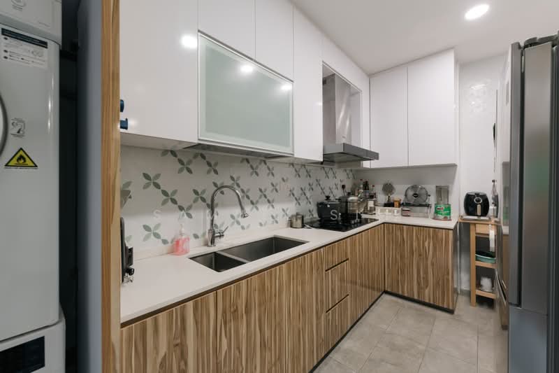 Peirce View, 557 Upper Thomson Road, 2 Bedrooms, 1,216 sqft, Condominium For Sale, by Samuel Sim, 500206936 - Kitchen - PropertyGuru.com.sg
