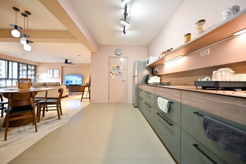 467B Bukit Batok West Avenue 9, 467B Bukit Batok West Avenue 9, 3 Bedrooms, 1,216 sqft, HDB Flat For Sale, by Chloe Teo, 500206939 - Kitchen - PropertyGuru.com.sg