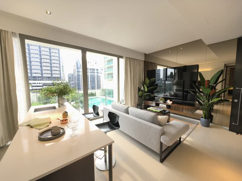 Scotts Square, 6 Scotts Road, 2 Bedrooms, 947 sqft, Condominium For Sale, by Lynn Lee, 500206947 - Living Room - PropertyGuru.com.sg