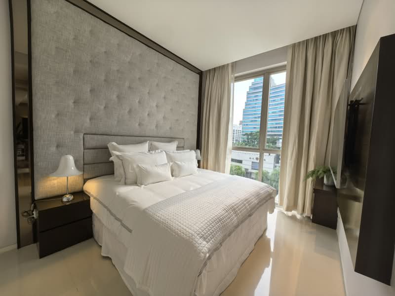 Scotts Square, 6 Scotts Road, 2 Bedrooms, 947 sqft, Condominium For Sale, by Lynn Lee, 500206947 - Bedroom - PropertyGuru.com.sg