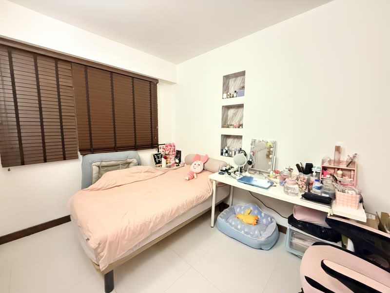 523D Tampines Central 7, 523D Tampines Central 7, 3 Bedrooms, 1,216 sqft, HDB Flat For Sale, by CeLia Nunes, 500206950 - Bedroom - PropertyGuru.com.sg