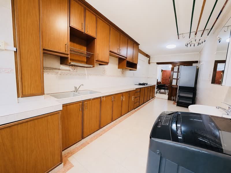 642 Yishun Street 61, 642 Yishun Street 61, 3 Bedrooms, 1,119 sqft, HDB Flat For Rent, by Josephine LOH, 500206951 - Kitchen - PropertyGuru.com.sg