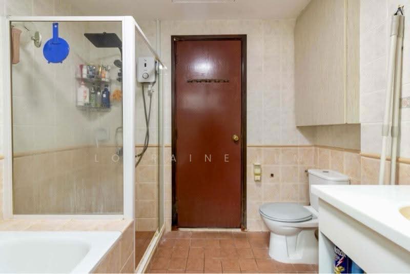 Chestervale, 37 Bangkit Road, 3 Bedrooms, 1,496 sqft, Condominium For Sale, by Lorraine Lum, 500206957 - Bathroom - PropertyGuru.com.sg