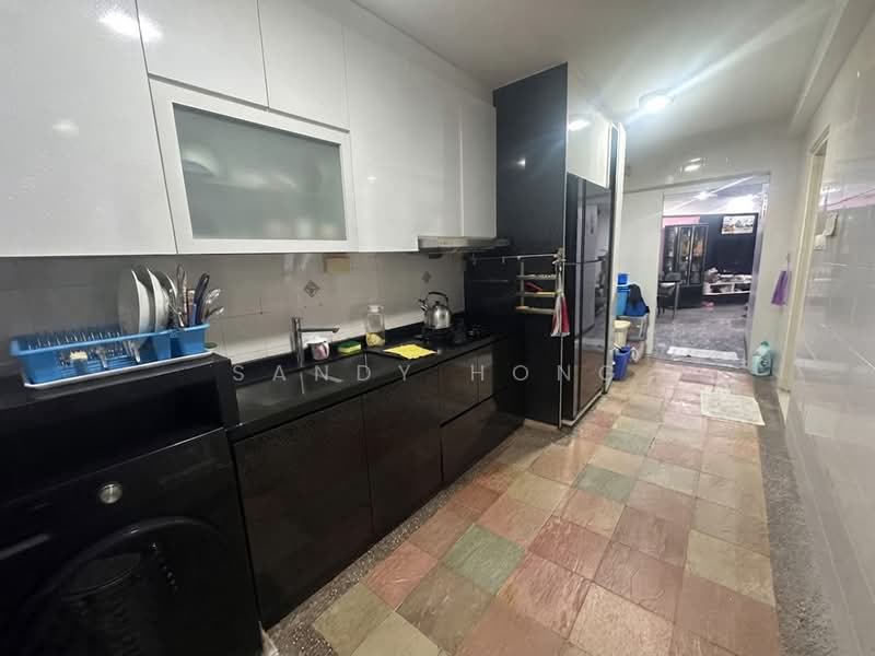 674A Jurong West Street 65, 674A Jurong West Street 65, 3 Bedrooms, 1,184 sqft, HDB Flat For Sale, by Sandy Hong, 500206961 - Kitchen - PropertyGuru.com.sg