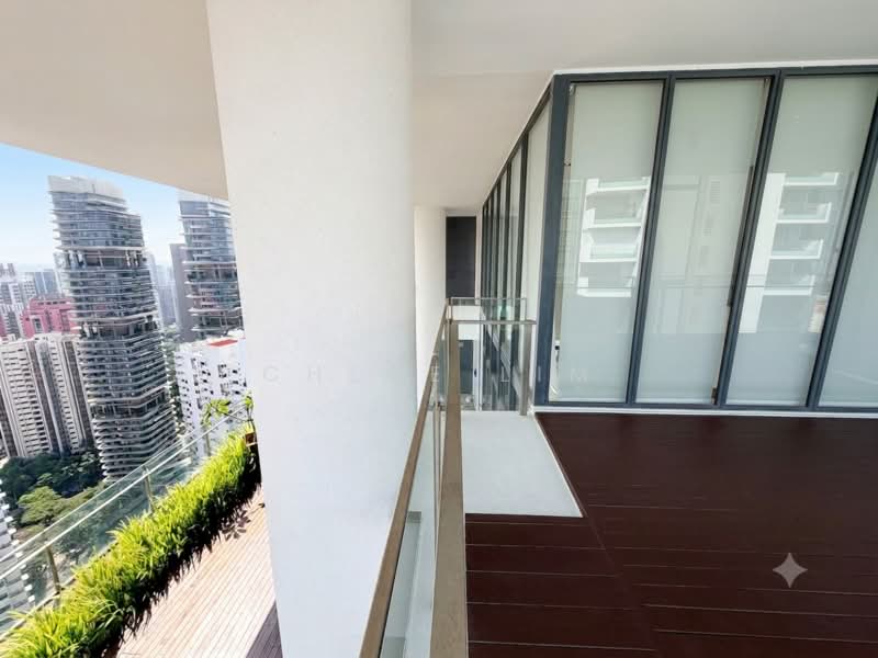 Skypark @ Somerset, 22 Saint Thomas Walk, 4 Bedrooms, 3,347 sqft, Apartment For Rent, by Chloe Lim, 500206969 - Balcony - PropertyGuru.com.sg