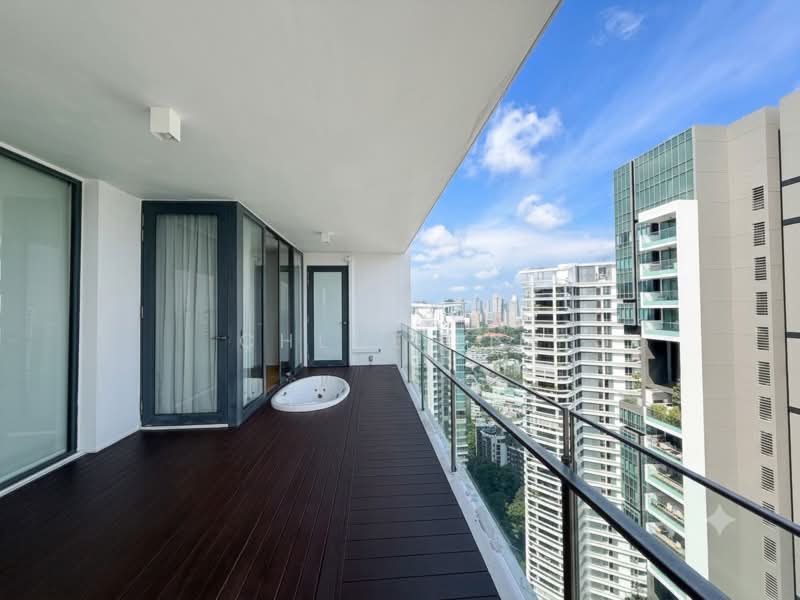 Skypark @ Somerset, 22 Saint Thomas Walk, 4 Bedrooms, 3,347 sqft, Apartment For Rent, by Chloe Lim, 500206969 - Balcony - PropertyGuru.com.sg