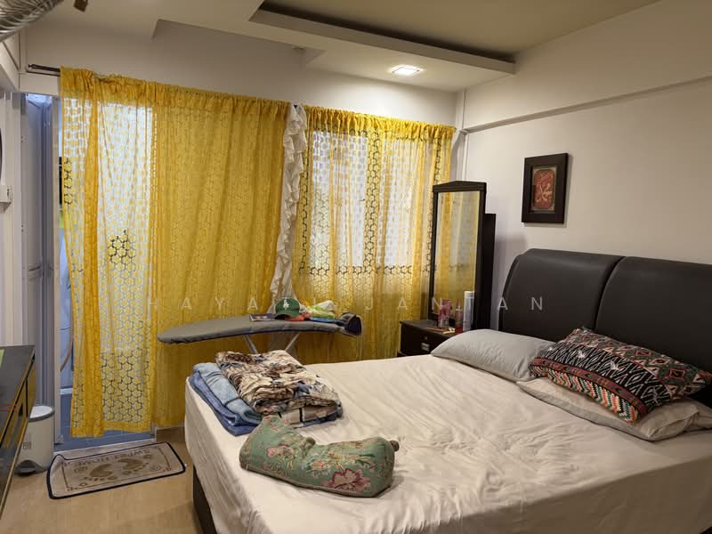 180 Bukit Batok West Avenue 8, 180 Bukit Batok West Avenue 8, 2 Bedrooms, 721 sqft, HDB Flat For Sale, by Hayati Jantan, 500206977 - Bedroom - PropertyGuru.com.sg