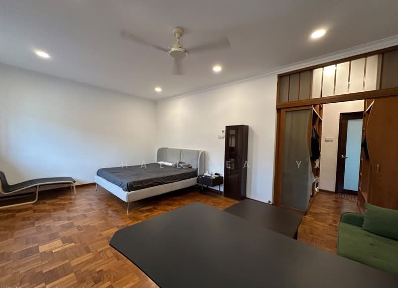 5 Bed 5 Bath, Near International Schools, Lor Chuan, Chuan Drive, Chuan Walk, 5 Bedrooms, 3,200 sqft, Terraced House For Rent, by Raphael Seah YX, 500206981 - Bedroom - PropertyGuru.com.sg