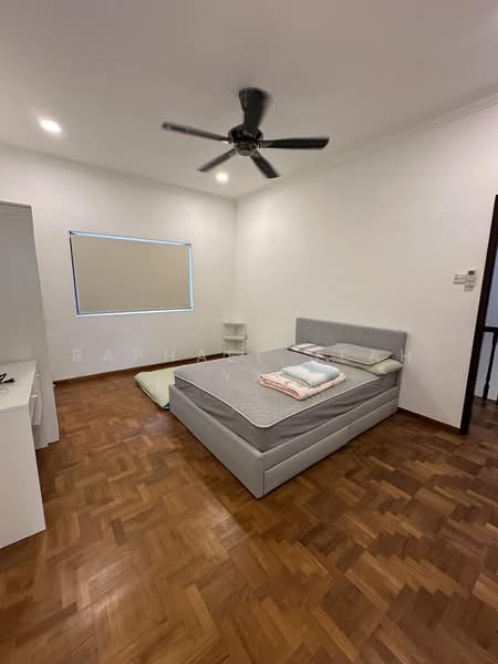 5 Bed 5 Bath, Near International Schools, Lor Chuan, Chuan Drive, Chuan Walk, 5 Bedrooms, 3,200 sqft, Terraced House For Rent, by Raphael Seah YX, 500206981 - Bedroom - PropertyGuru.com.sg