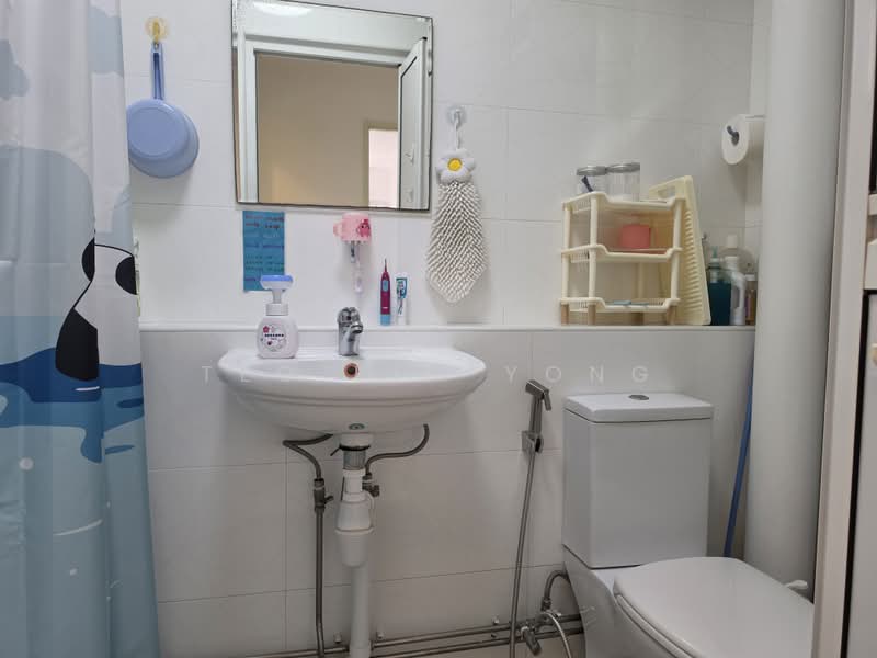 309C Anchorvale Road, 309C Anchorvale Road, 3 Bedrooms, 1,194 sqft, HDB Flat For Sale, by Teo Kim Yong, 500206983 - Bathroom - PropertyGuru.com.sg