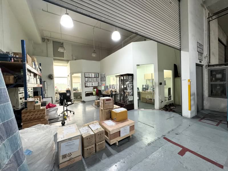 Wcega Plaza, 1 Bukit Batok Crescent, 2,368 sqft, Light Industrial (B1) For Sale, by Ang Pei Xiong, 500206986 - Interior - CommercialGuru.com.sg