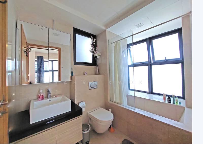 The Aristo, 23 Amber Road, 2 Bedrooms, 646 sqft, Apartment For Rent, by Barry Kwok, 500206988 - Bathroom - PropertyGuru.com.sg