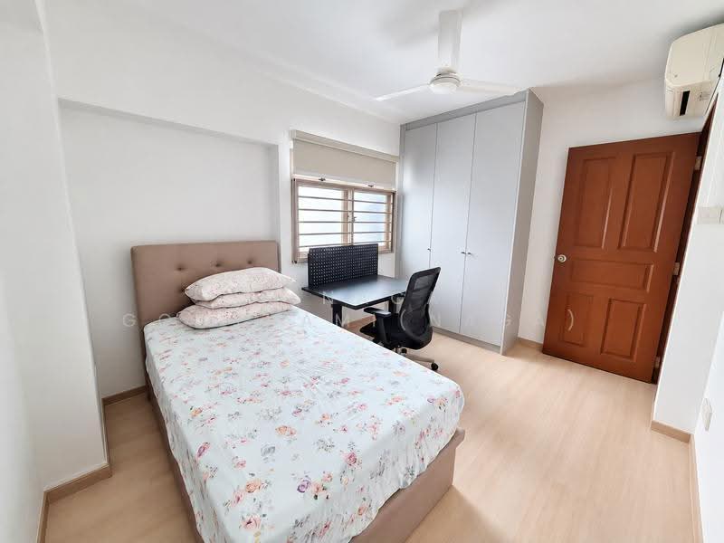 162B Punggol Central, 162B Punggol Central, Hougang / Punggol / Sengkang, 3 Bedrooms, 1,012 sqft, HDB Flat For Sale, by K Naga Gowthami(Naga), 500206990 - Bedroom - PropertyGuru.com.sg
