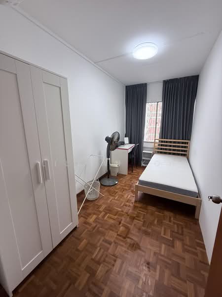 People's Park Complex, 1 Park Road, Room Rental, 100 sqft, Apartment For Rent, by Lillian Koh, 500206993 - Bedroom - PropertyGuru.com.sg