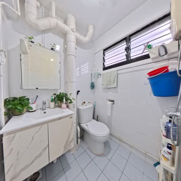 122 Yishun Street 11, 122 Yishun Street 11, Room Rental, 121 sqft, HDB Flat For Rent, by Godfrey Loh, 500206996 - PropertyGuru.com.sg