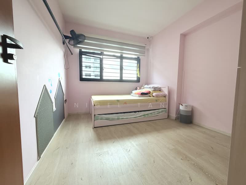 817B Keat Hong Link, 817B Keat Hong Link, 3 Bedrooms, 990 sqft, HDB Flat For Sale, by Nigel Tan, 500207007 - Bedroom - PropertyGuru.com.sg