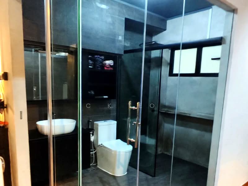 683D Woodlands Drive 62, 683D Woodlands Drive 62, 4 Bedrooms, 1,539 sqft, HDB Flat For Sale, by C K Teo, 500207026 - Bathroom - PropertyGuru.com.sg