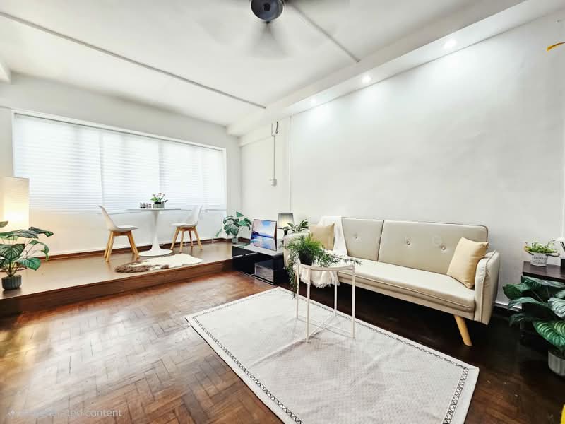 503 Jelapang Road, 503 Jelapang Road, 4 Bedrooms, 1,550 sqft, HDB Flat For Sale, by Michelle Leong, 500207045 - Living Room - PropertyGuru.com.sg