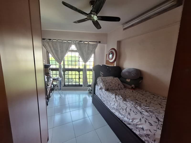 296A Choa Chu Kang Avenue 2, 296A Choa Chu Kang Avenue 2, 3 Bedrooms, 1,098 sqft, HDB Flat For Sale, by Jana ., 500207064 - Bedroom - PropertyGuru.com.sg