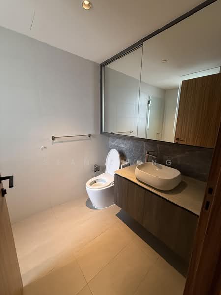 FLO Residence, 7 Punggol Field Walk, 3 Bedrooms, 936 sqft, Condominium For Rent, by Sean Zhong, 500207069 - Bathroom - PropertyGuru.com.sg