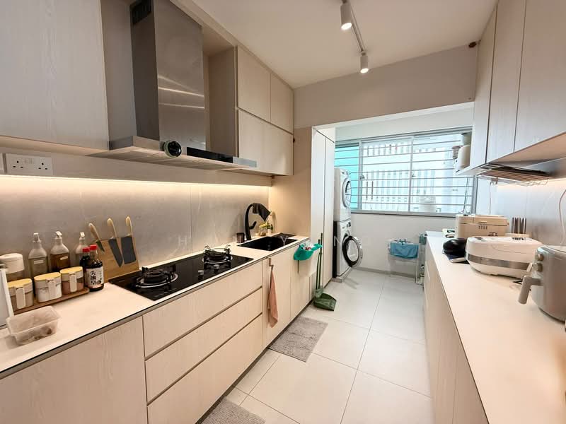 528B Costa Ris, 528B Pasir Ris Street 51, 3 Bedrooms, 1,216 sqft, HDB Flat For Sale, by Han Yang, 500207077 - Kitchen - PropertyGuru.com.sg