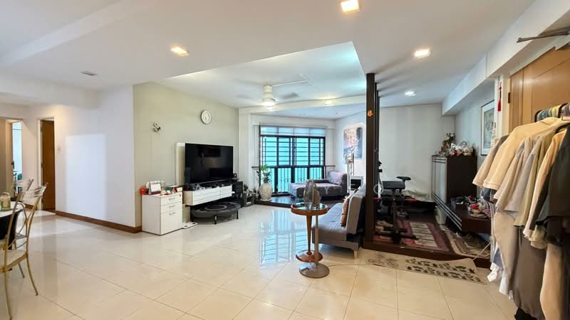 987D Jurong West Street 93, 987D Jurong West Street 93, 3 Bedrooms, 1,206 sqft, HDB Flat For Sale, by James Yeo, 500207085 - Living Room - PropertyGuru.com.sg